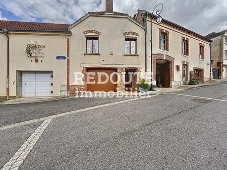 ensemble de 2 maisons avec cours intérieurs et dépendances