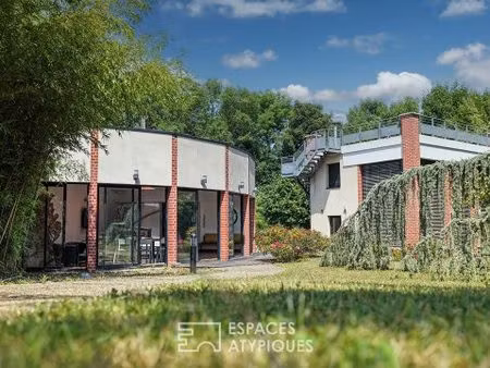 maison d'architecte avec annexe indépendante sur terrain sans vis-à-vis