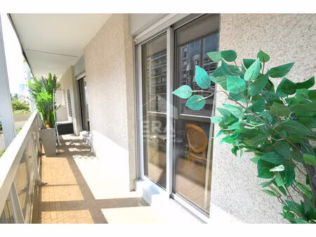 3 pieces avec balcon en très bon état