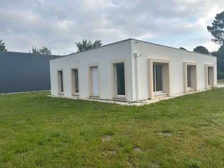 bureau à louer mios