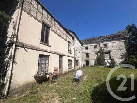 en vente maison 500 m² – 220 000 € |questrecques