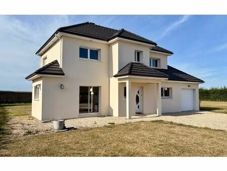 maison claville 135.96 m² t-5 à vendre  370 000 €