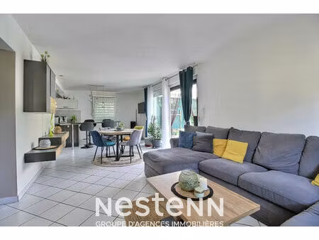 maison individuelle - porcelette - rue calme - piscine chauffée - terrasse - garage 2 voit