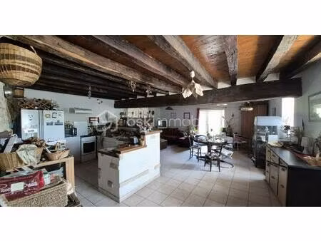 maison de village de 129 m² à chize