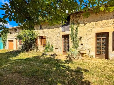 grande maison en pierre avec terrain 1 hectare 3