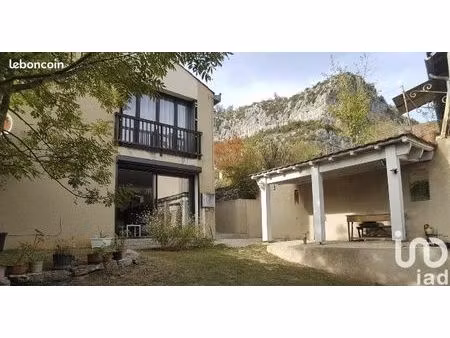 maison 6 pièces 158 m²