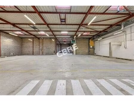 location local d'activités neuilly sur marne 1 719 m²