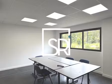 local d'activite / entrepôt a vendre