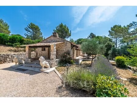 maison de luxe à vendre à bagnols-en-forêt