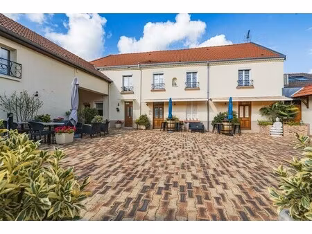 maison de luxe à vendre à écueil