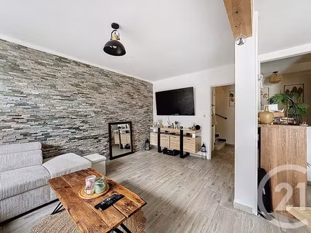 vente maison 4 pièces 76.18 m² à la tour-du-crieu (09100)  170 000 €