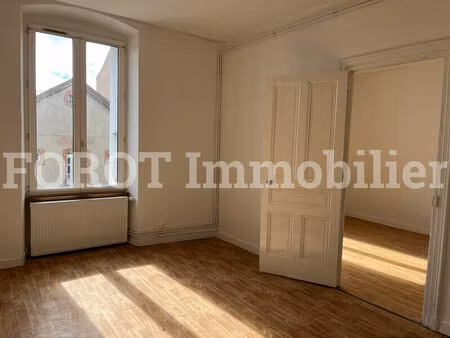 location appartement 2 pièces 45 m² à saint-agrève (07320)