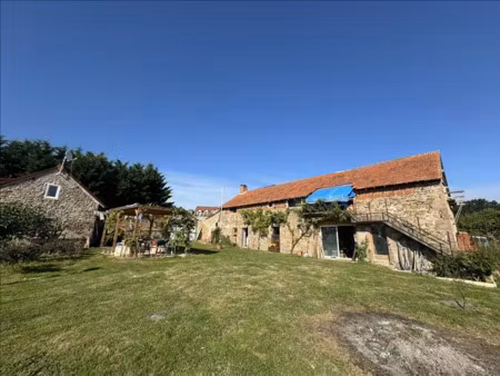 vente maison 4 pièces 94 m² à la celle (03600)  139 750 €