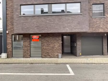 handelspand met parking