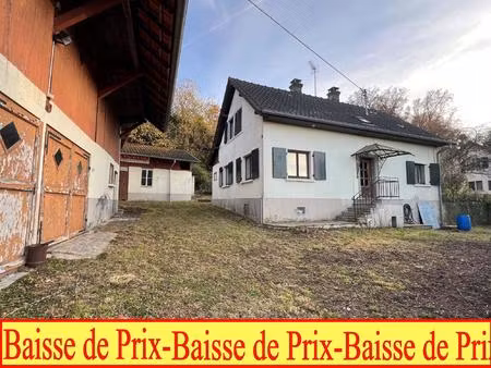 maison avec 21 46 ares de terrain