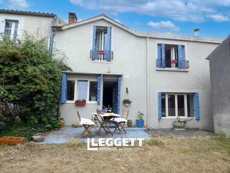 maison 6 pièce(s)  bazoges-en-pareds