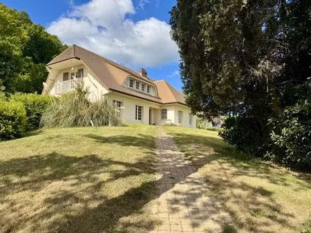 maison de luxe en vente à eu  normandie