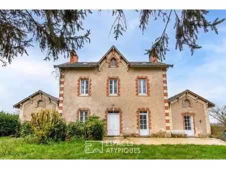 gentilhommière de charme a rénover