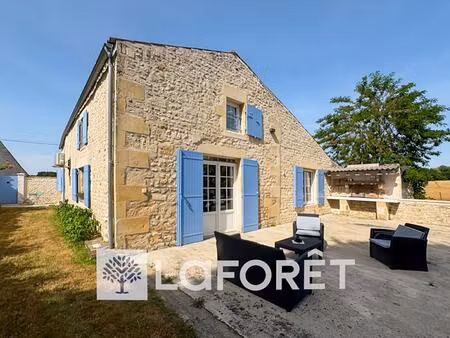 maison charentaise rénovée à vendre à saint-germain-du-seudre - référence 3781