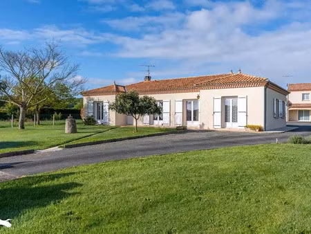 vente maison 7 pièces 230 m² à lédat (47300)  399 000 €