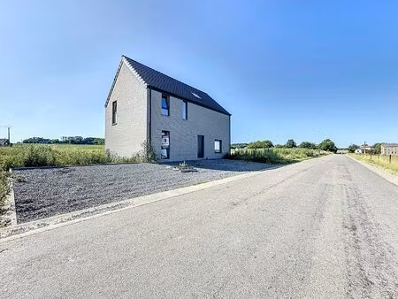 maison à vendre à rue de clavier clavier (vbd01317)