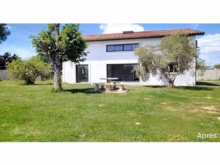 rare - maison t6 de 217 m² avec jardin arboré de 2 500 m² et piscine launac (31)