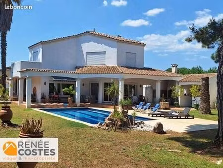 propriété en viager 7 pièces 217 m²