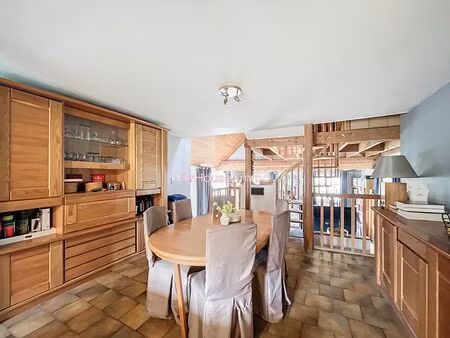 maison type longère avec du cachet  252 m2  6 chambres  terrain 5 6 hectares