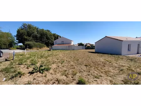 vente terrain 537 m² à belleville-sur-vie (85170)  89 500 €