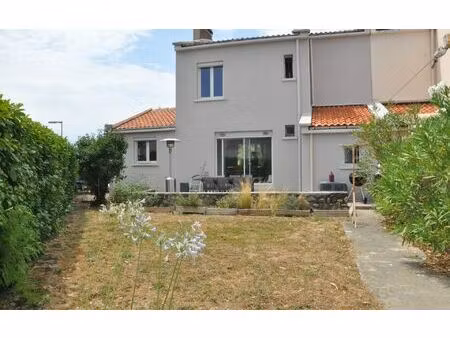 location maison  m² t-5 à saint-jean  1 325 €