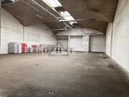 a louer 650m2 entrepot sucy en brie