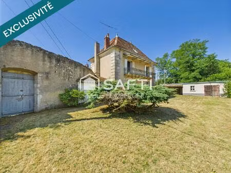 ancienne conciergerie d'une abbaye cistercienne du xviiième siècle