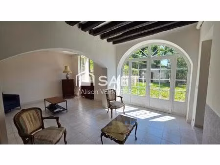 maison de caractère à haut potentiel avec jardin