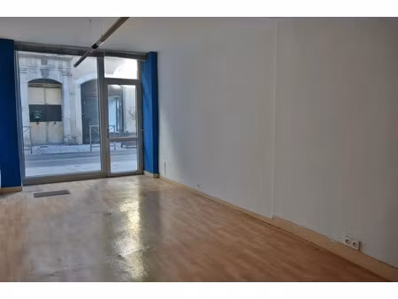 location locaux professionnels 3 pièces 80 m² à saint-gaudens (31800)  480 €