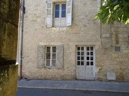 immeuble montignac lascaux 4 pièce(s) 145 m2