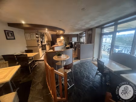 murs commerciaux et appartements a vendre a jugon les lacs