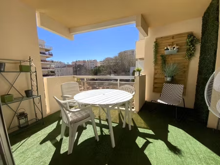 studio 31m2 avec parking + terrasse + cave o secteur bas pet