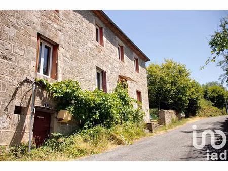 vente maison 5 pièces 109 m² à vergheas (63330)  82 000 €