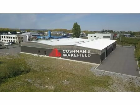 local d'activite à vendre