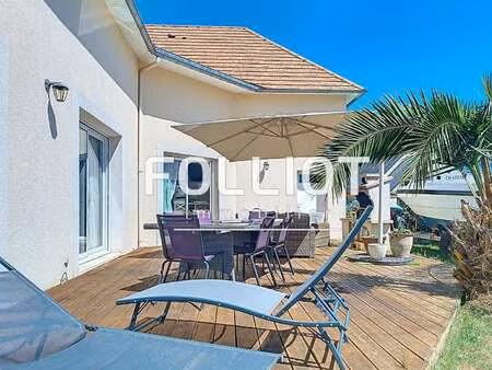 vente maison à ver-sur-mer (14114) : à vendre / 150m² ver-sur-mer