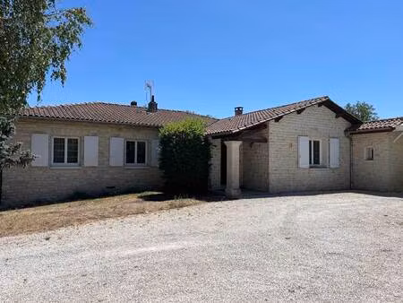vente maison 8 pièces 222 m² la rochefoucauld-en-angoumois (16110)