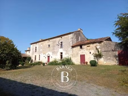 maison à vendre 12 pièces 360 m2 champdeniers marais poitevin - 630 000 €