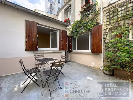 ancien atelier sur cour.