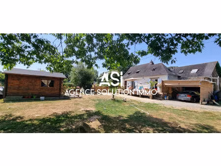 fermette en campagne avec jardin et dependances