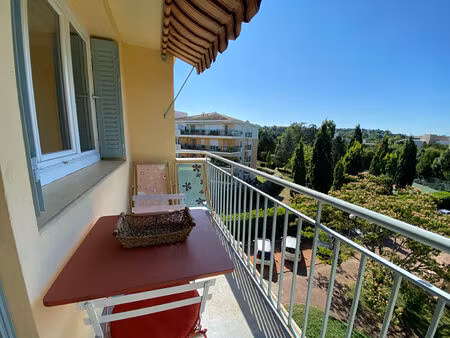 entierement meuble appartement tassin la demi lune 3 pièce(s) 68.60 m2