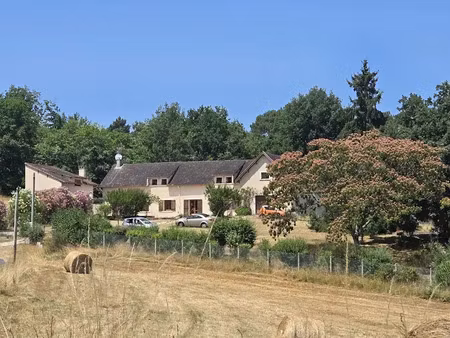 vente maison 11 pièces 303 m² à villamblard (24140)  350 000 €