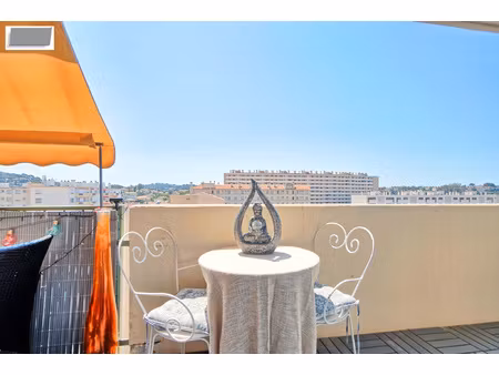 toulon - aguillon - 3 pieces - 2 chambres - terrasse - cave