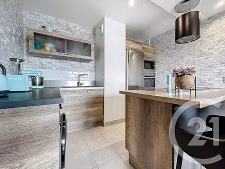 vente appartement 2 pièces 44.2 m² à villecresnes (94440)  215 000 €