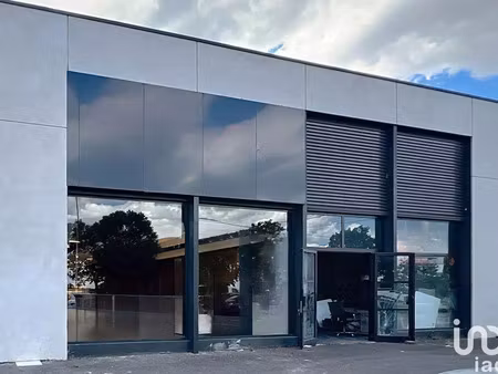 location commerce 177 m² à villecresnes (94440)