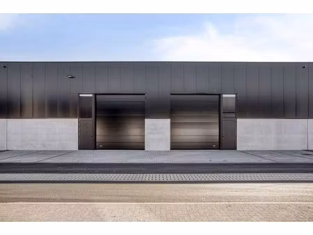 nouvelle unité pme d'environ 180 m² dans le projet satrunus